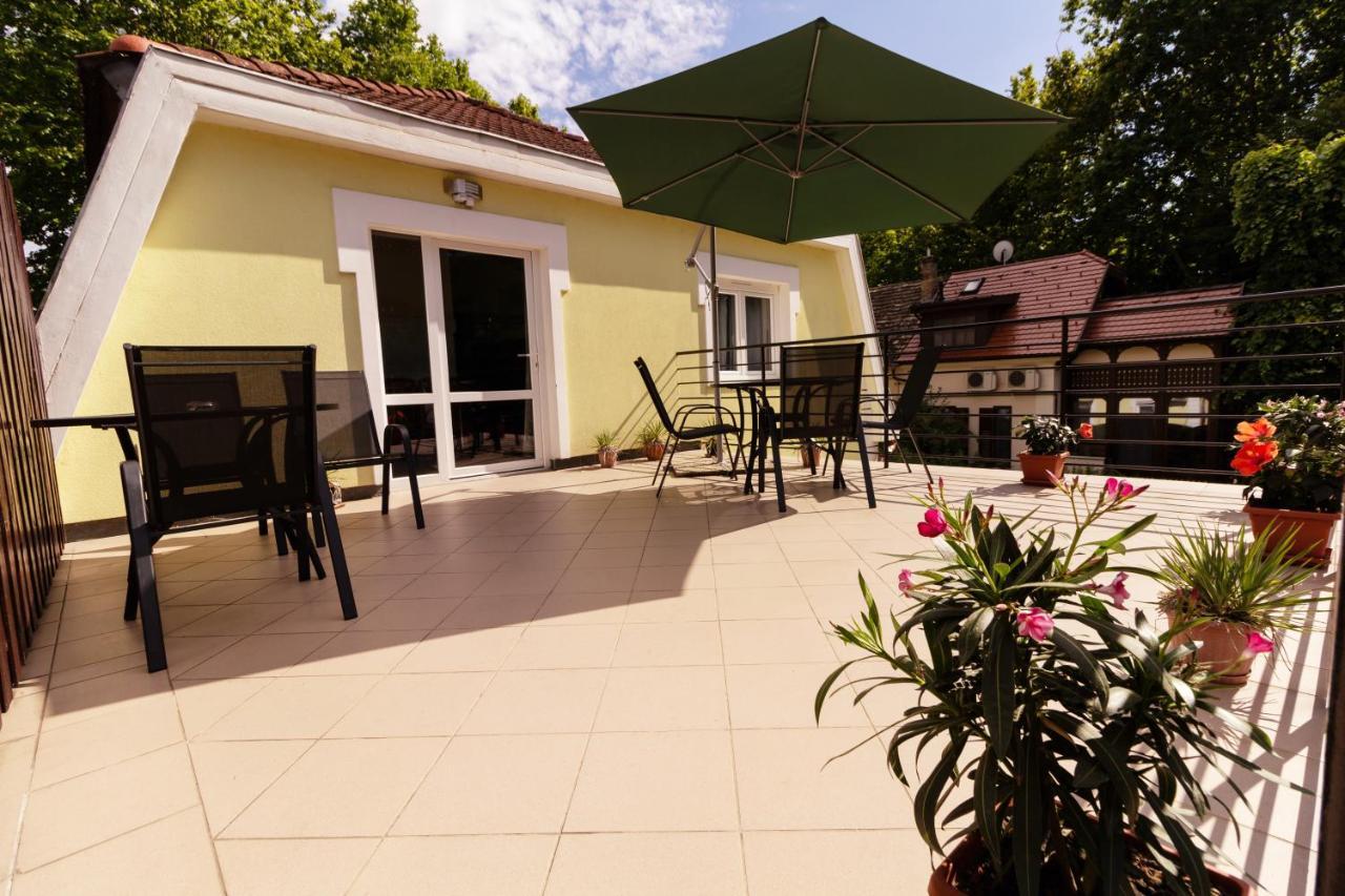 Bella Villa Siofok Ngoại thất bức ảnh