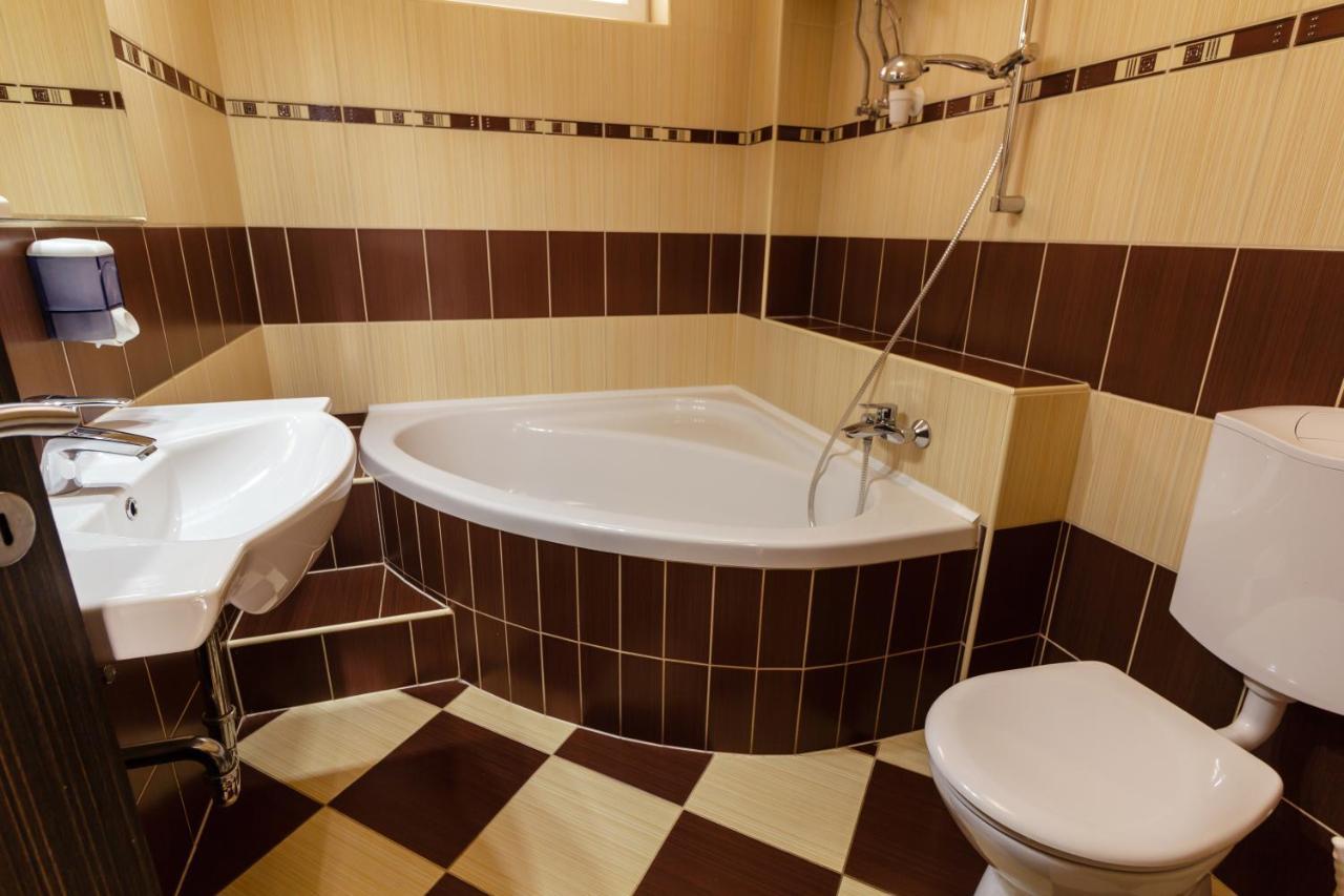 Bella Villa Siofok Ngoại thất bức ảnh
